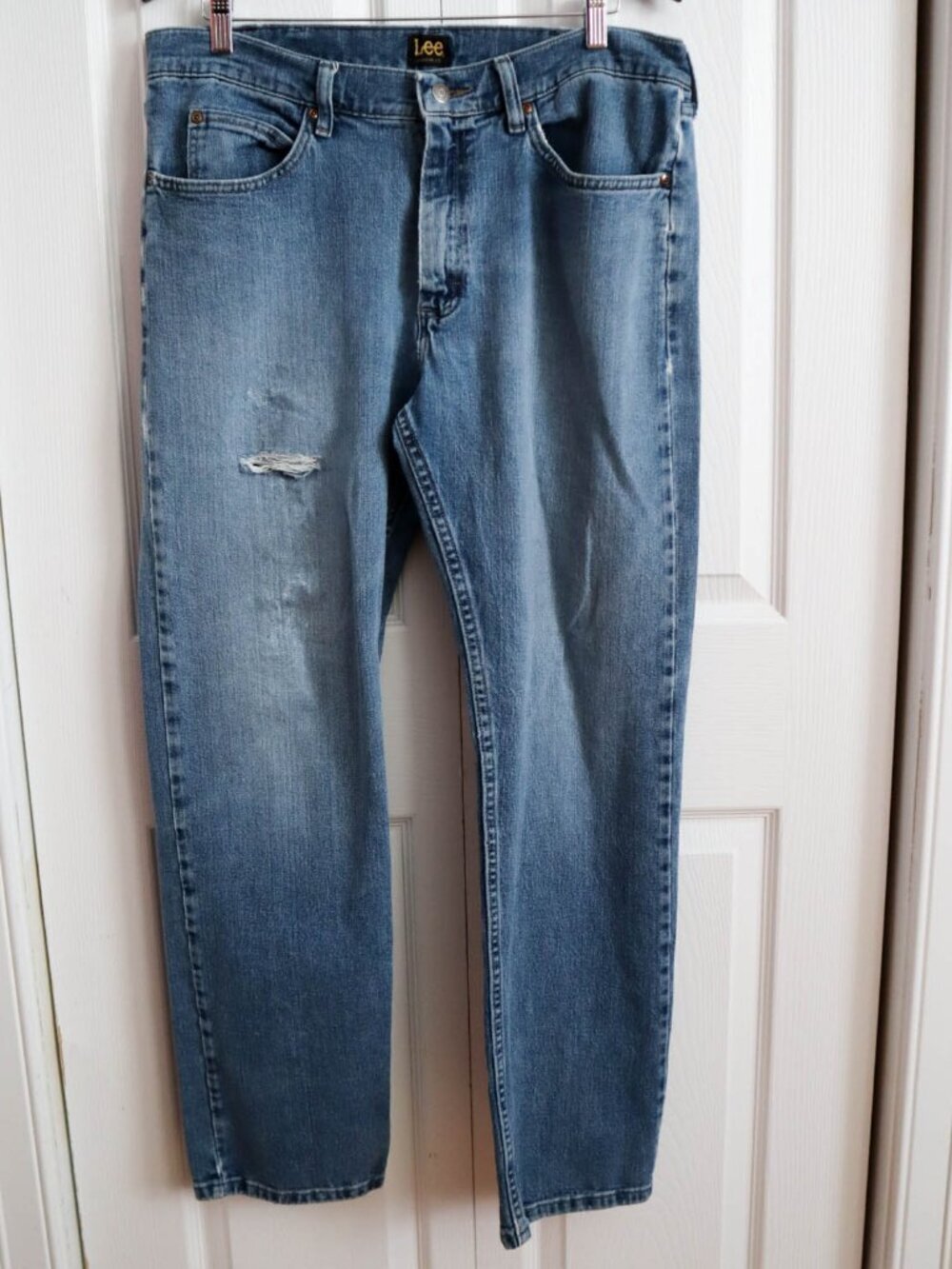 Lee Regular Fit Straight Leg Jeans Distressed Medium Wash Men's Sz 36x32